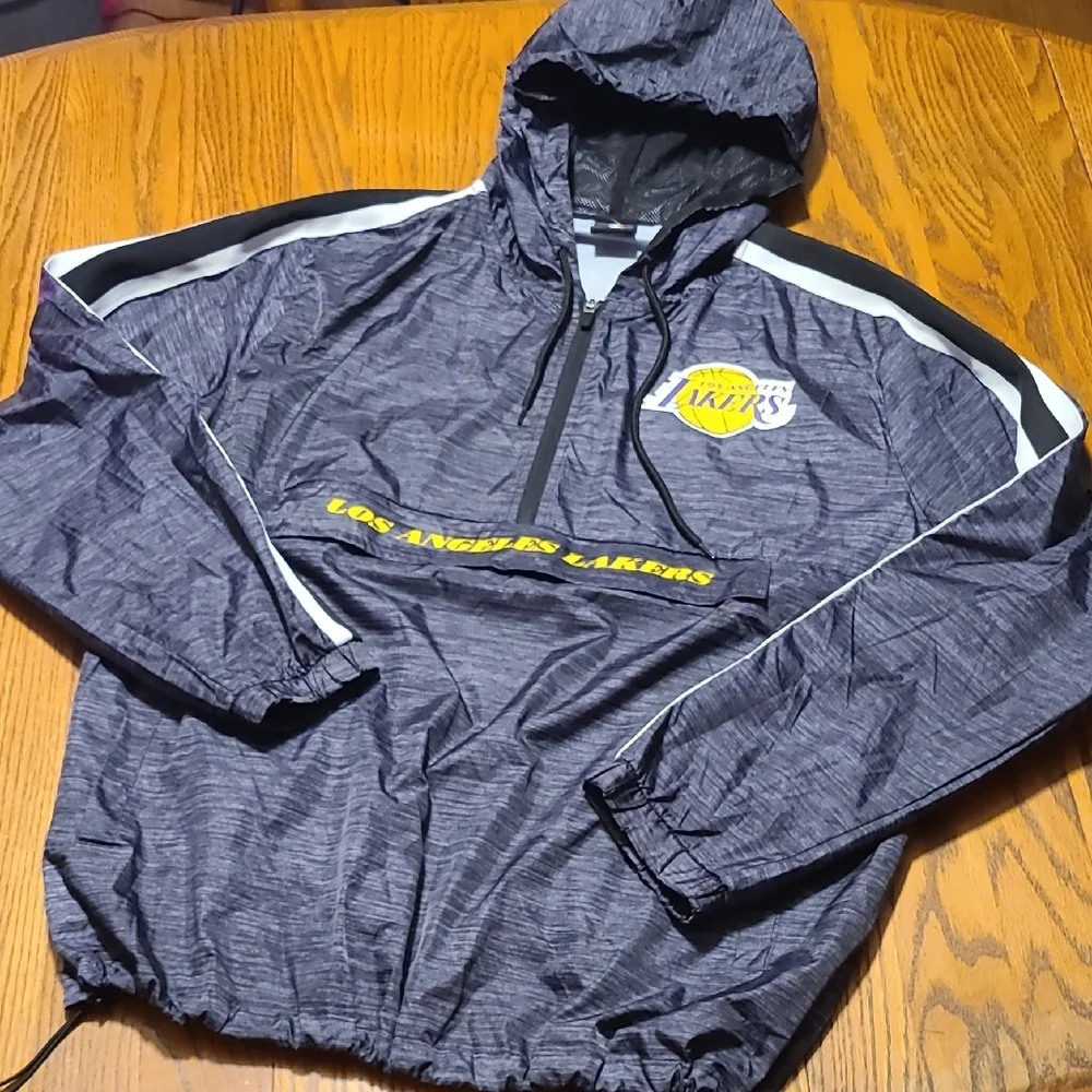 LA Lakers Wind Breaker/ Rain Jacket - Men's Large